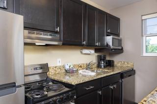 TownePlace Suites by Marriott East Lansing - East Lansing - 1
