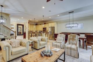 New Listing! Luxury 6 BR 8 BA Private Heated Pool 3 Kings 2 Queens 8 Twins Day Bed Upscale Decor - Hilton Head Island - 0