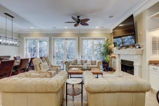 New Listing! Luxury 6 BR 8 BA Private Heated Pool 3 Kings 2 Queens 8 Twins Day Bed Upscale Decor - Hilton Head Island - 5