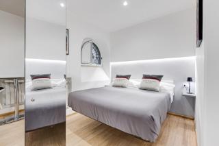 Colosseum Charming Suite monti district with jacuzzi - 3