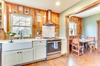 New Market Home with Fire Pit Near Skiing and Hiking - New Market - 1