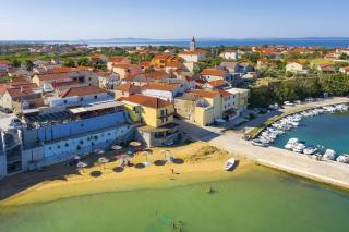 Apartments Lea & Eva 150 meters from the sandy beach - Privlaka - 2