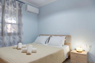Almond's Room - Myrina - 2