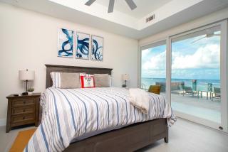 Lighthouse Point Residences - 9