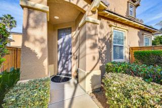 Peaceful Chula Visit Home with Patio Stay and Play! - Chula Vista - 9