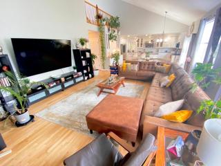 Bright, big home walking distance to Mcintosh lake - 5