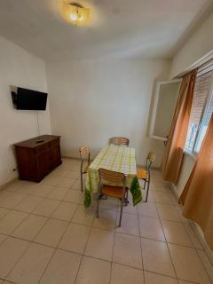 Dto 2 ambientes ubicado en Bolivar 2300, ciudad de Mar del Plata - Mar del Plata - 4