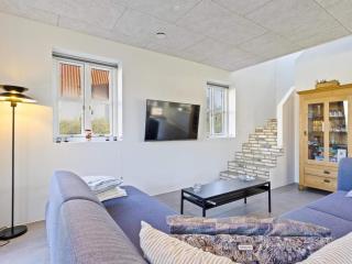 Modern Comfort in Lokken - By Traum Ferienwohnungen - 1