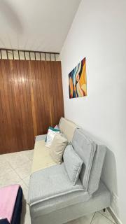 Com Estacionamento a 3 Minutos da Praia DF219-504 - 1