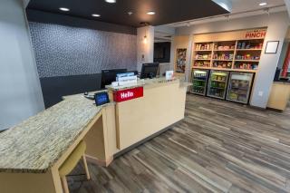 TownePlace Suites by Marriott Bowling Green - Bowling Green - 8