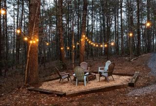 Cozy Cabin With Hot Tub, Grill, Fire Pit & Game Room - Blue Ridge - 7