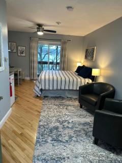 Lakefront King Studio with Private Porch - 5