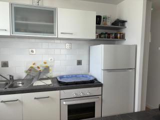 Appartement moderne 5 pers, balcon, parking, proche plage - FR-1-323-559 - Saint-Hilaire-de-Riez - 2
