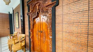 Blooms House Ubud - 6