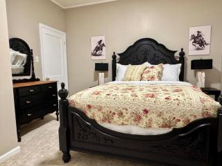 Townhouse On The Prairie - 6