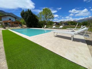 Villa Carlotta Rossa - Holiday Home with garden and pool - Colico - 4