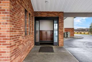 Super 8 by Wyndham Amsterdam - 3