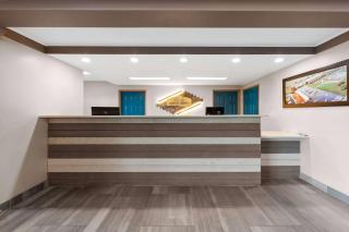 Howard Johnson by Wyndham Jackson - Jackson - 3