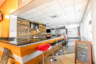 Ramada by Wyndham Flamingo Water Park - 4