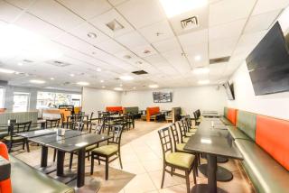 Ramada by Wyndham Flamingo Water Park - 3