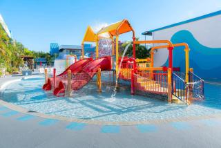 Ramada by Wyndham Flamingo Water Park - Kissimmee - 4