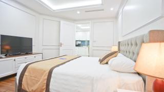 Luxe Paradise Residence 79 Nguyen Du - 8