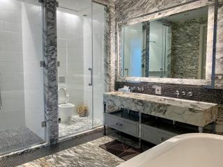 Ritz Carlton Residences - 9