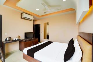 Super Collection O Ambient Inn - Noida - 2