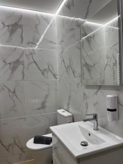 Athinaidos Suite korai - 4
