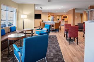 TownePlace Suites by Marriott Gainesville - Gainesville - 7
