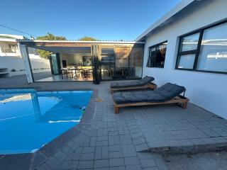 Beach House Bliss - Langebaan - 5