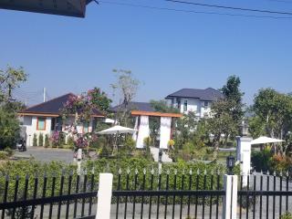 The garden pool villa resort at Doi Saket - - 7