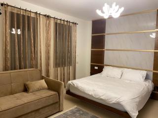 The Queen Guest House - 5