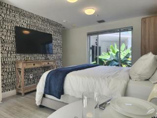 Cozy Studio with Bay Views and Porch in Aventura - Miami - 9