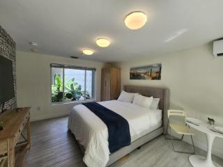 Cozy Studio with Bay Views and Porch in Aventura - Miami - 5