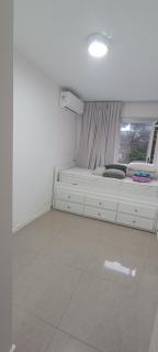 Excelente apartamento a una cuadra de la playa brava - Punta del Este - 1