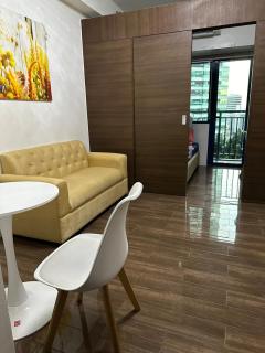 1BR Balcony View at Air Residences, Ayala Makati - Manila - 3