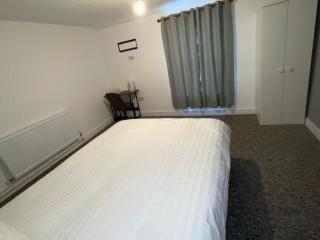 Minster Meze & Grill BNB - 4