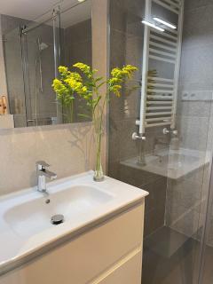 Madrid Total Access 3 bedroom 2 bath Apt 6 persons - Madrid - 3