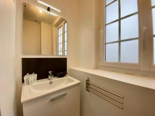Henry II - Petit appartement lumineux - 013 - Rouen - 9