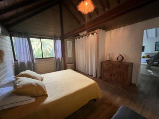 Le Jasmin de nuit Chalet , SPA Privatif - Les Abymes - 3