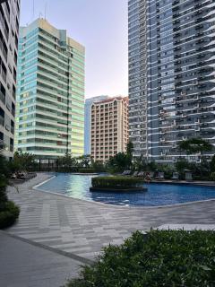 2 Bed Suite at Air Residences Condo, Ayala Ave Makati - Manila - 3