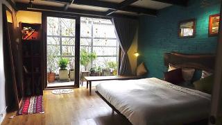 A Vintage Bedroom in District 1 - Ho Chi Minh - 8