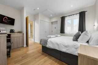 Modern Stockton Studio Room, Free WiFi & Parking - - 4