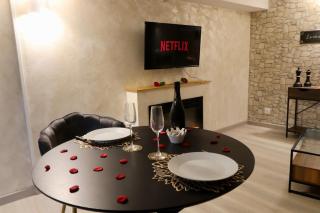 L'Escapade Enchantée - Spa, Cheminée et Cinéma - - 3