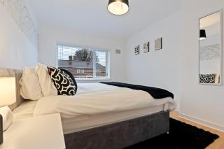 Spacious Contractor house 3 bed rooms Birmingham B23 FREE PARKING & WiFi - 5