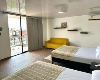 Suite de Lujo - Homesstar Hospedaje y Coworking - Cali - 1