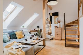 Prague Days - Attic Loft - Work Space - Private Parking - Prague - 2