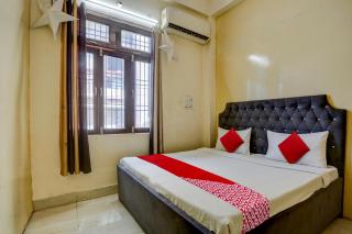 OYO 90856 HOTEL MANNAT - 4