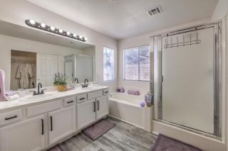 3BR Home Near Shop,Dining, Summerlin Mall-Furnished - Spring Valley - 4